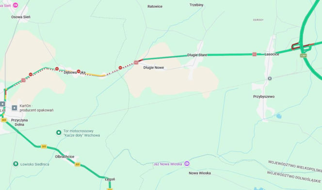 Zablokowana DK12 w Dębowej Łęce po pożarze ciężarówki. Objazdy od S5 Leszno-Zachód