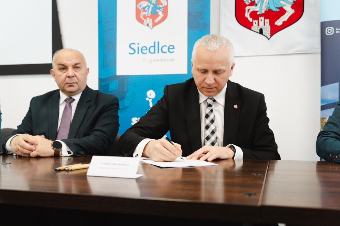 Umowy na dofinansowanie inwestycji w CKiS i Budowlance zostały już podpisane.