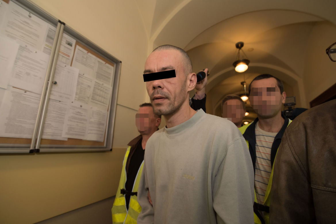 Wypuścili pedofila, zgwałcił 8-latka
