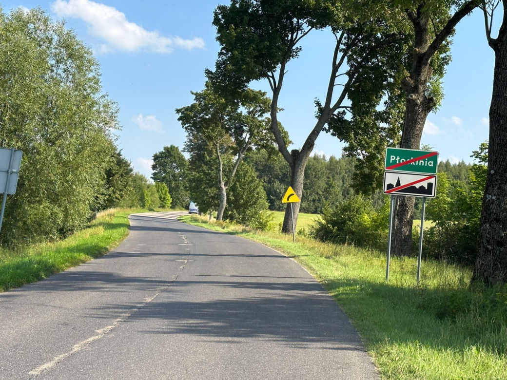 Poważny wypadek w Warmińsko-Mazurskiem. Dwie osoby ranne