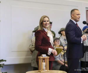 Nawrocki stał obok instrumentu i aż go kusiło! Nie mógł się powtrzymać. Nagranie krąży po sieci