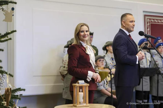 Nawrocki stał obok instrumentu i aż go kusiło! Nie mógł się powtrzymać. Nagranie krąży po sieci