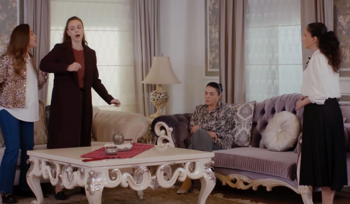 Panna młoda odc. 151. Derya, Beyza, Mukadder, Gulsum