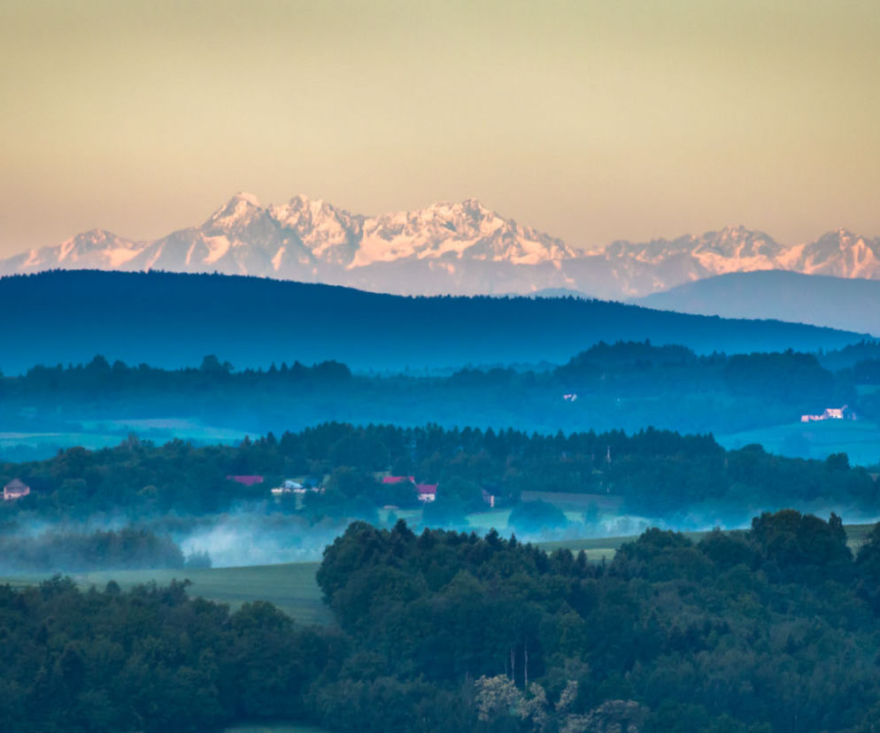 Triki w Photoshopie? Nie! To Tatry widziane z Podkarpacia
