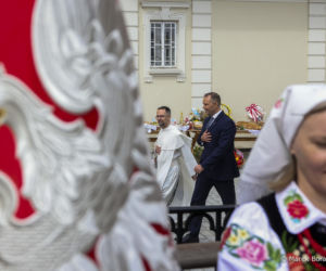 Karol Nawrocki na dożynkach
