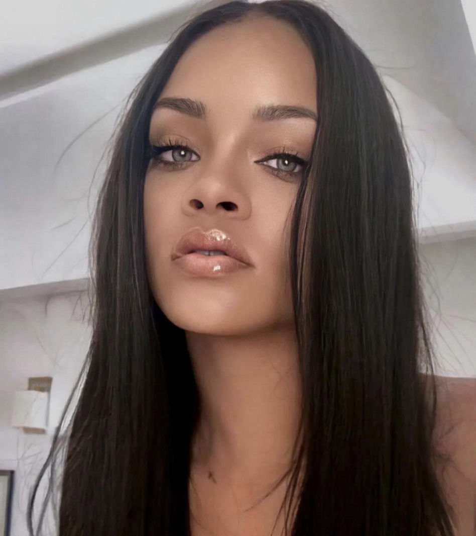 Rihanna urodziła