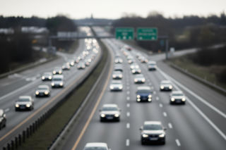 Czy na autostradzie też zapłacisz mniej za paliwo? Sprawdzamy nowe przepisy 