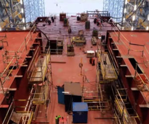 Wicher hula po hali kadłubowej  W kwietniu nadciągnie Huragan