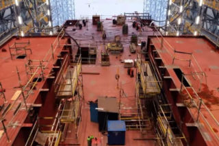 Wicher hula po hali kadłubowej  W kwietniu nadciągnie Huragan