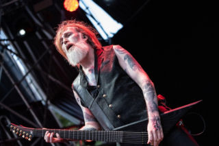 Co ze zdrowiem muzyka Paradise Lost? Fani grupy zaczęli się o niego martwić. Czas ukrócić dalsze spekulacje