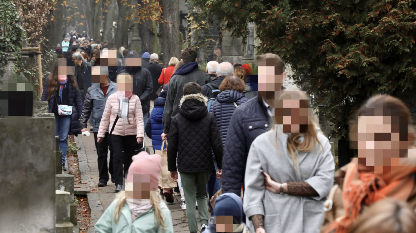 Ratujmy warszawskie Powązki! Kwesta na renowację grobów 