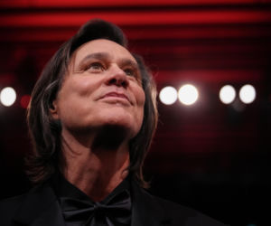 Jim Carrey zaskoczył wyglądem na rozdaniu Cezarów. Internauci mają szaloną teorię