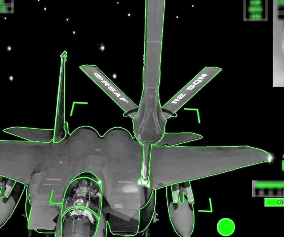 Tankowanie F-15 z samolotu A330 MRTT