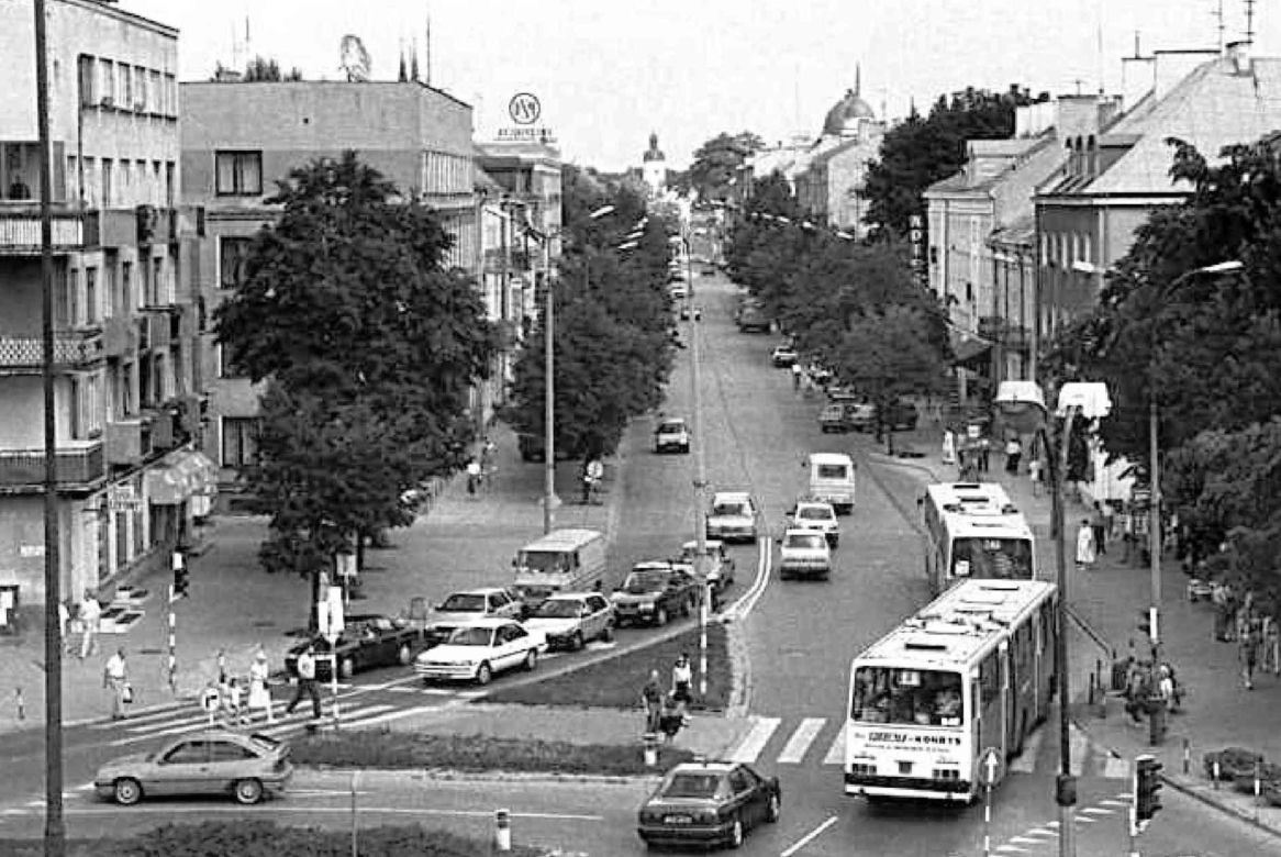 Białystok na starych zdjęciach. Jak się zmienił przed 30 lat? Zdjęcia PRZED i PO