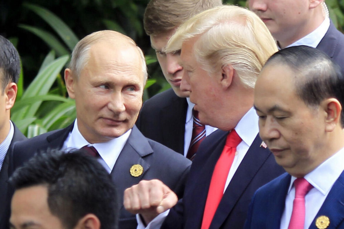 Toksyczna przyjaźń Trumpa z Putinem