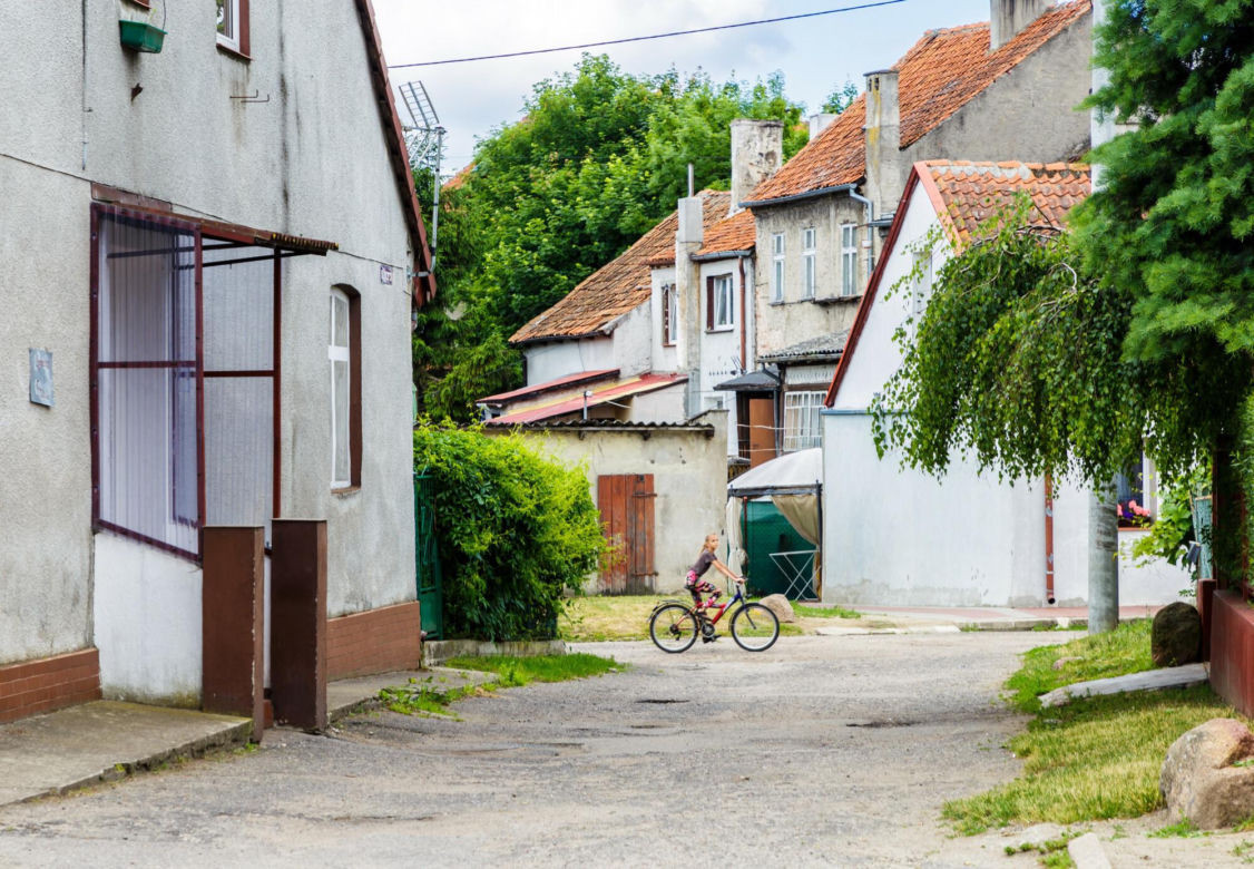 Miasteczko ze "Wzgórza psów" naprawdę istnieje. Co o nim wiadomo? 