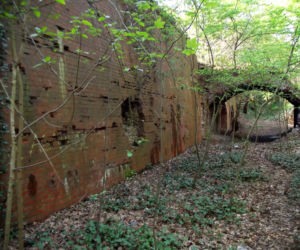 Dawny fort na Cmentarzu Centralnym w Szczecinie
