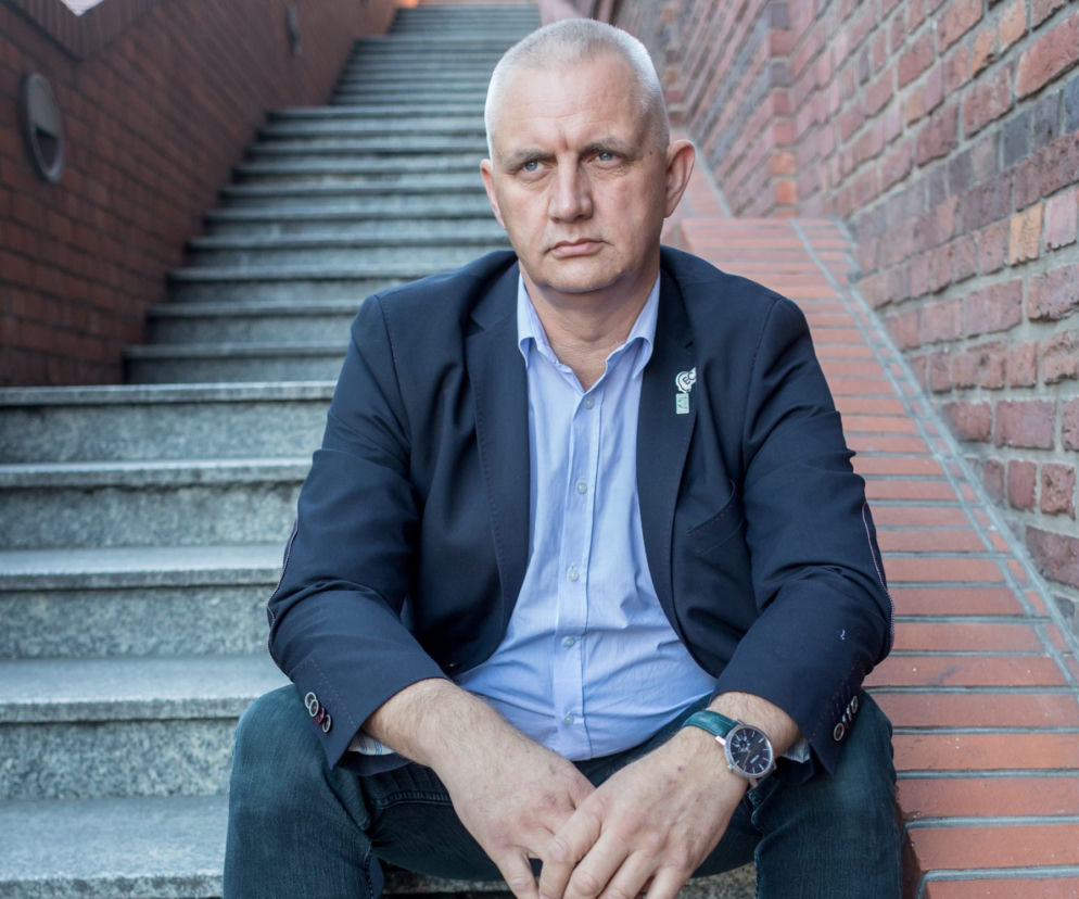 Szef Fundacji wykorzystał ofiarę. Marek Lisiński