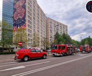 Pożar w centrum Warszawy. Balkon płonął jak pochodnia