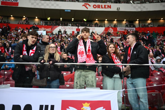 Tak się bawią kibice na meczu Polska - Albania. Gorąca atmosfera na PGE Narodowym