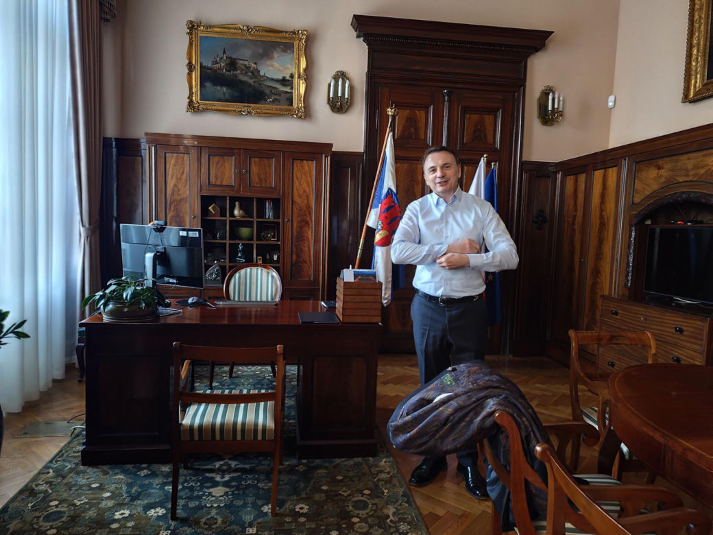 Pierwszy dzień w pracy nowego prezydenta Krakowa Łukasza Gibały