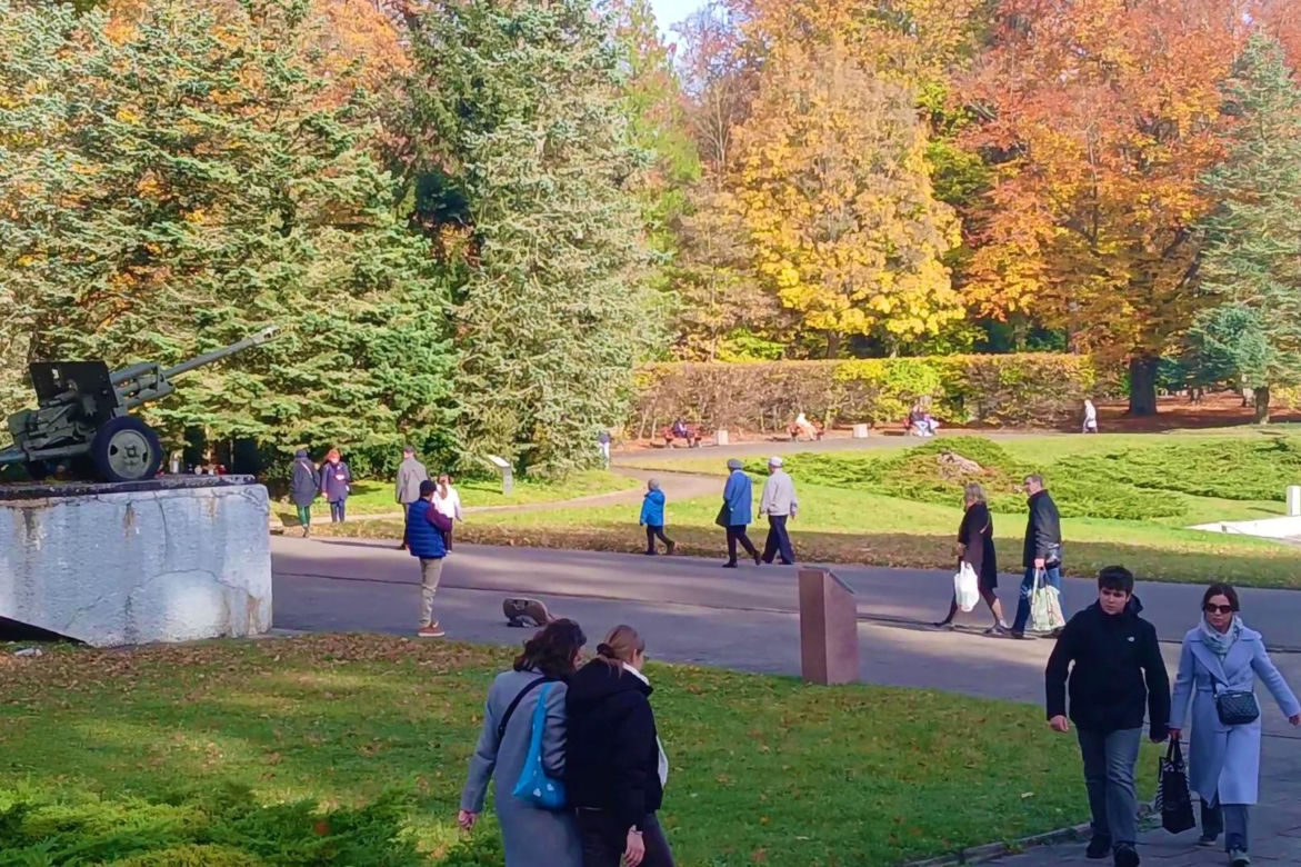 1 listopada na Cmentarzu Centralnym w Szczecinie
