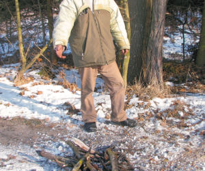 Szedł na mrozie 17 kilometrów do ukochanej