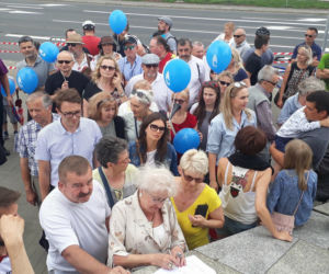 Tak rzeszowianie bronili pomnika Czynu Rewolucyjnego