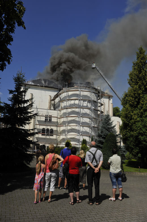 Pożar kościoła pod wezwaniem Chrystusa Króla na Targówku w Warszawie