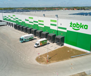 Potężna transakcja na rynku magazynowym. Żabka sprzedaje centra za 110 mln euro