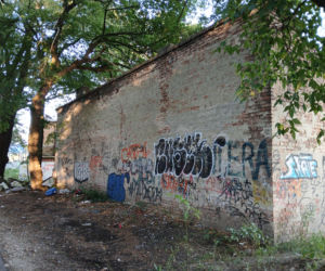 Pustostan przy Ryżowej 80 w Warszawie