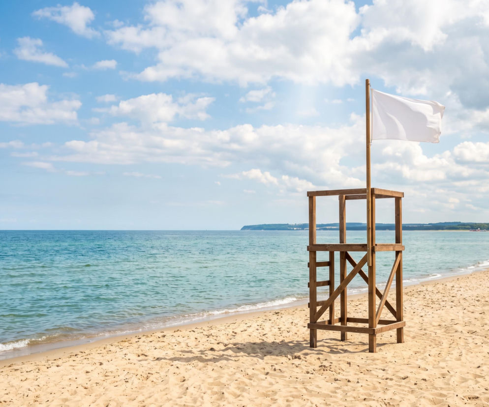 Sinice Rewa. Czy w Rewie można się kąpać 09.08? Flaga, warunki pogodowe