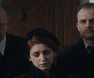Stulecie Winnych sezon 2, odc. 25: Mania (Karolina Bacia), Ryszard (Piotr Rogucki)