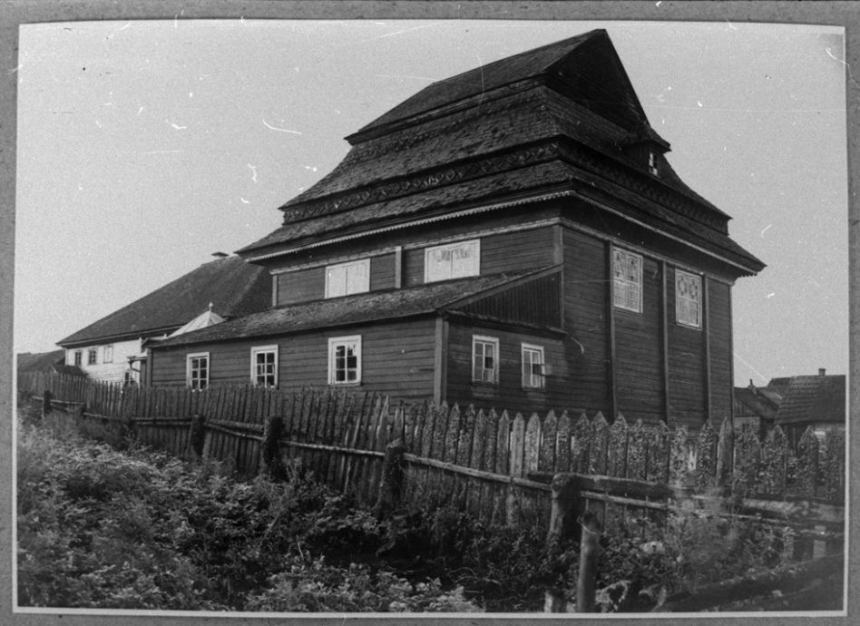 Frank Stella i synagogi dawnej Polski