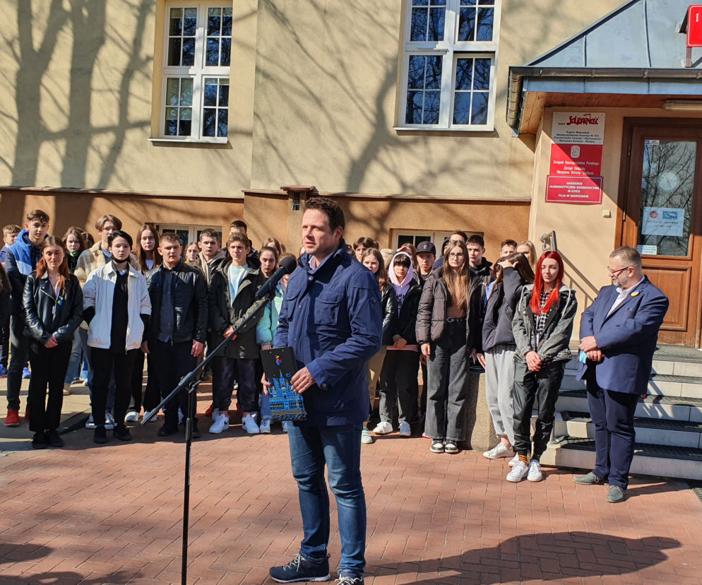 Kolejki ukraińscy uczniowie w stołecznych szkołach! Jest ich już ponad 10 tys.!