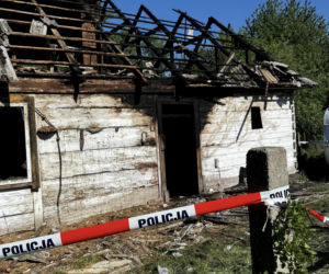 Czesiek nie żyje i twoja Anka też. Tragiczny pożar domu. Paweł stracił wujka i ukochaną