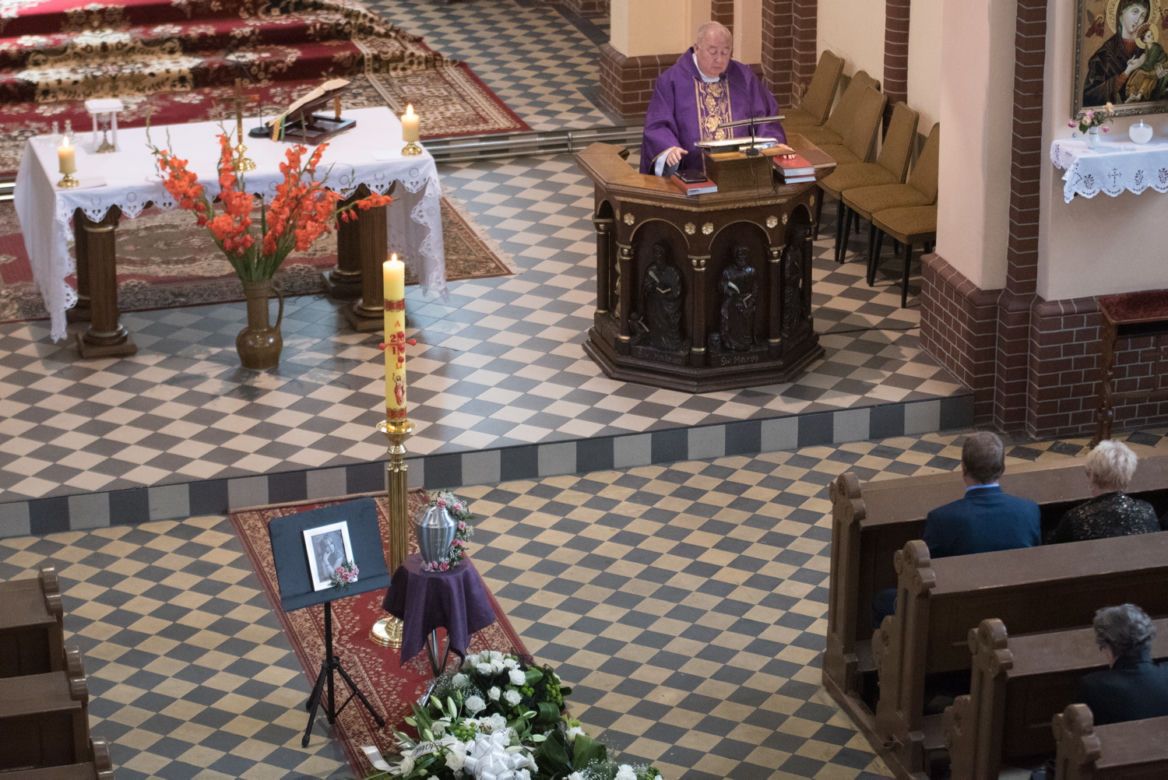 POGRZEB PATRYCJI ZAMORDOWANEJ NAD JEZIOREM WIECANOWSKIM