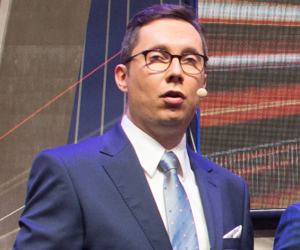 Maciej Iwański - kim jest dziennikarz TVP, głosujący w plebiscycie Złota Piłka 2021?