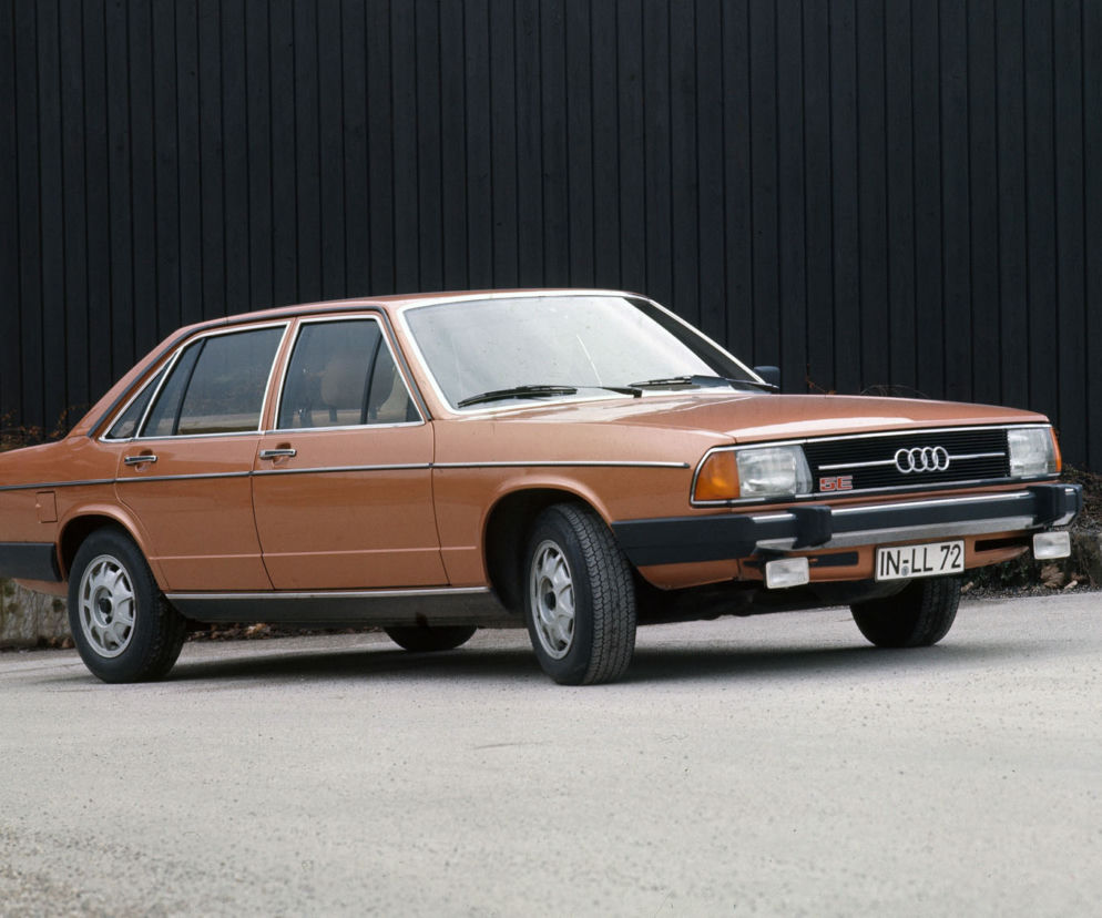 Audi 100