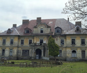Kiedyś perła, dziś w ruinie. To nie jest zwykły pałac w Świętokrzyskiem (Pałac w Bałtowie)