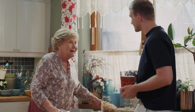 M jak miłość. Barbara (Teresa Lipowska), Mateusz (Rafał Kowalski)