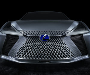 Lexus LS+