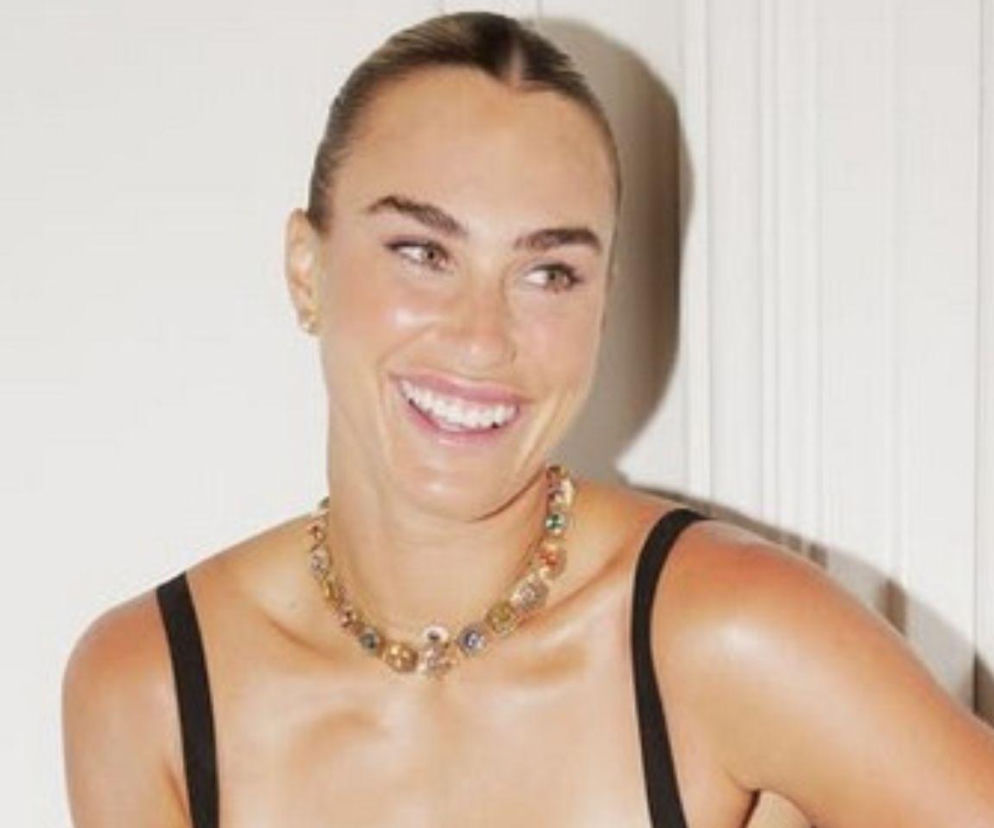 Aryna Sabalenka w Nowym Jorku na imprezie sponsora. Białorusinka zachwyciła w prześwitującej kreacji