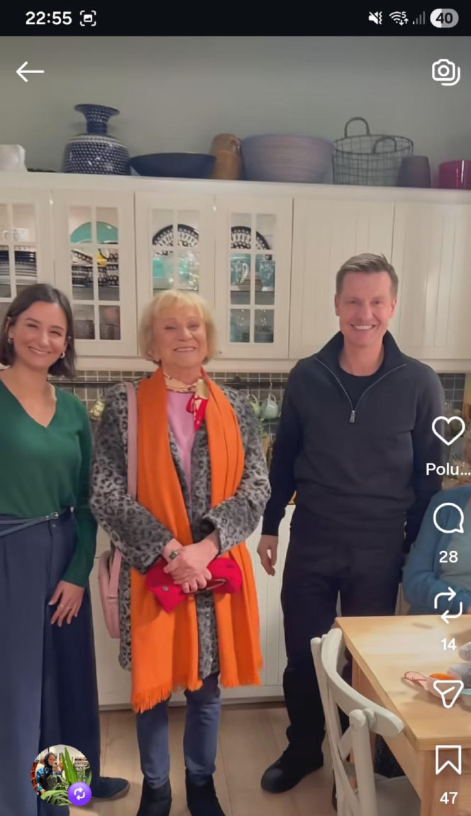 M jak miłość na planie. Agnes (Amanda Mincewicz), Paweł (Rafał Mroczek), Kisielowa (Małgorzata Rożniatowska)