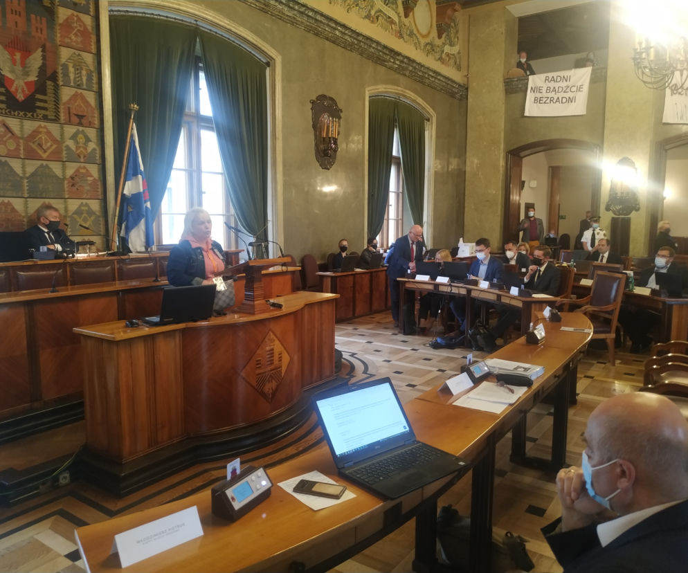 Dramatyczny apel mieszkańców Prądnika Białego na sesji Rady Miasta o ochronę przed skutkami powodzi