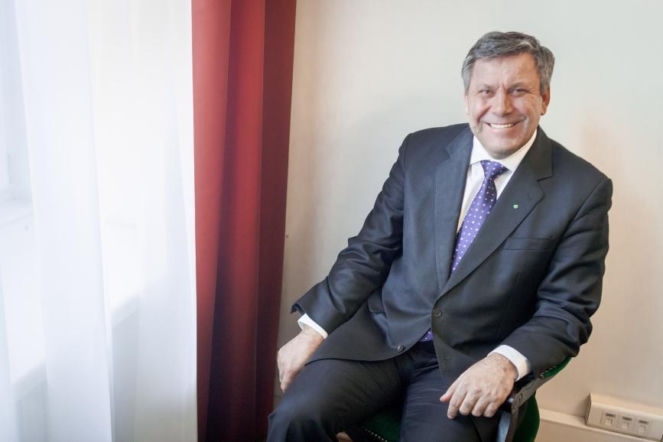 Janusz Piechociński świętuje 66. urodziny! Kiedyś zmierzył się z Lechem Kaczyńskim w nietypowym turnieju