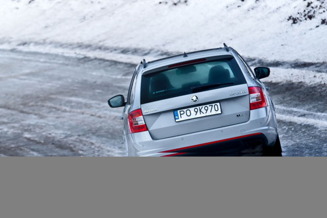 Skoda Octavia Combi RS230