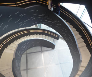 Tak wygląda biblioteka przyszłości. Roboty, 100 tysięcy książek i niezwykła architektura w sercu Europejskiej stolicy