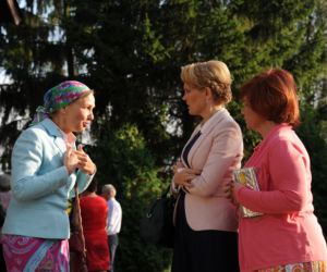 Ranczo 9 sezon odc. 117. Hadziukowa (Dorota Nowakowska), Więcławska (Dorota Chotecka), Solejukowa (Katarzyna Żak)
