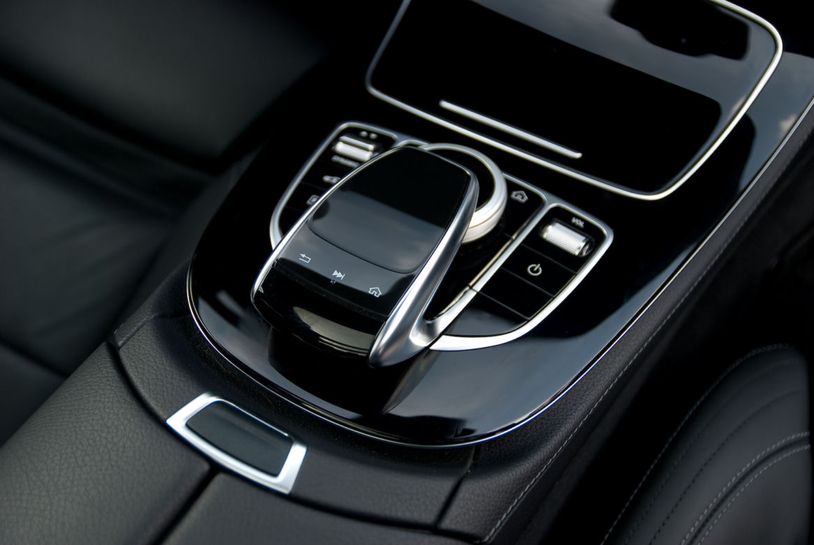 Mercedes-Benz E220d